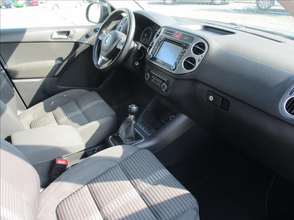 Volkswagen Tiguan SUV 2,0 l 81 kw