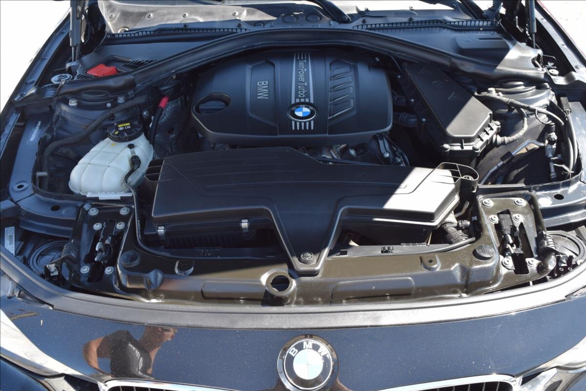 BMW Řada 3 Kombi 2,0 l 105 kw