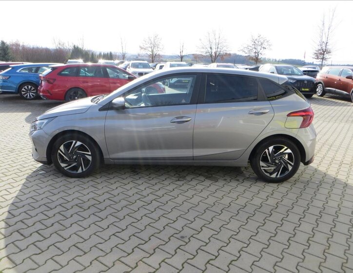 Hyundai i20 4
