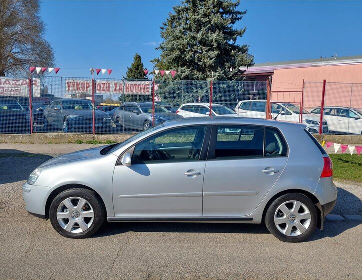 Volkswagen Golf Hatchback 1,4 l 59 kw