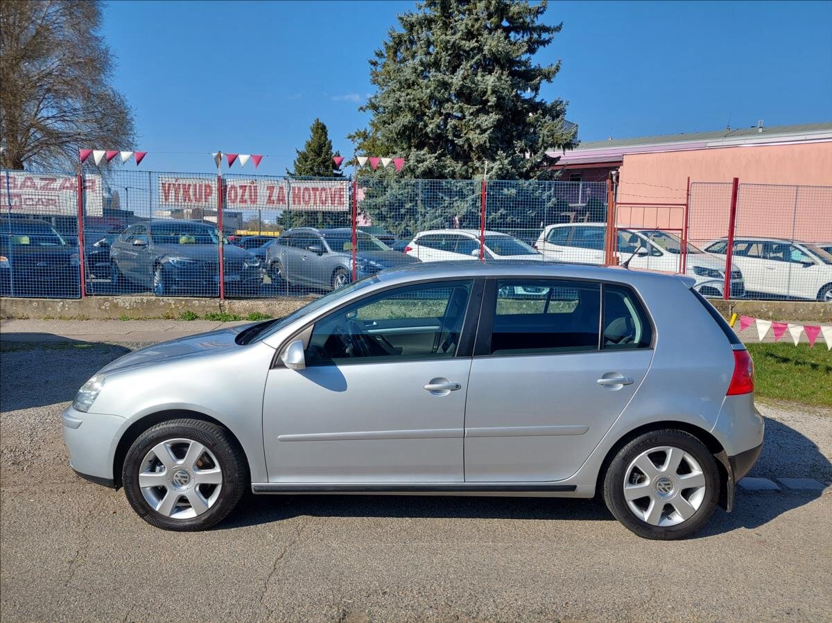 Volkswagen Golf Hatchback 1,4 l 59 kw