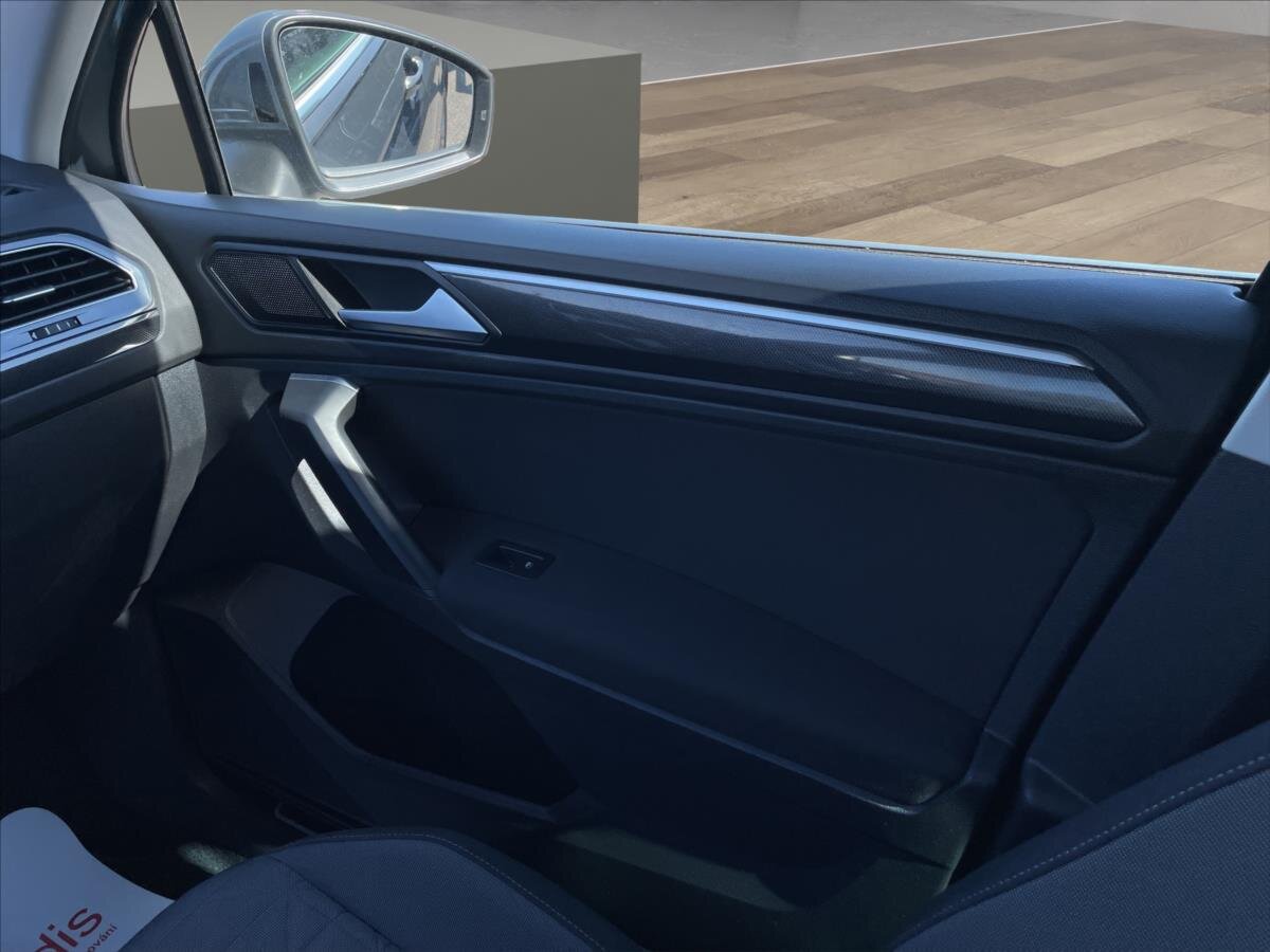 Volkswagen Tiguan SUV / Terénní 2,0 l 90 kw