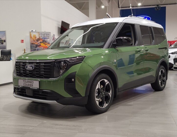 Ford Tourneo Courier 12