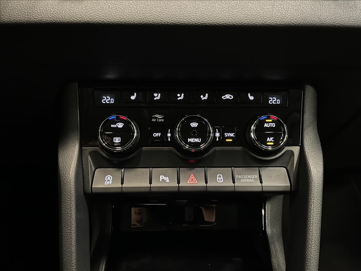 Škoda Karoq SUV 1,5 l 110 kw