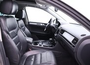 Volkswagen Touareg SUV / Terénní 3,0 l 176 kw