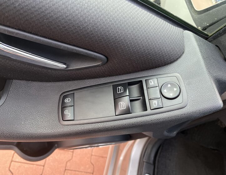 Mercedes-Benz Třídy A 10