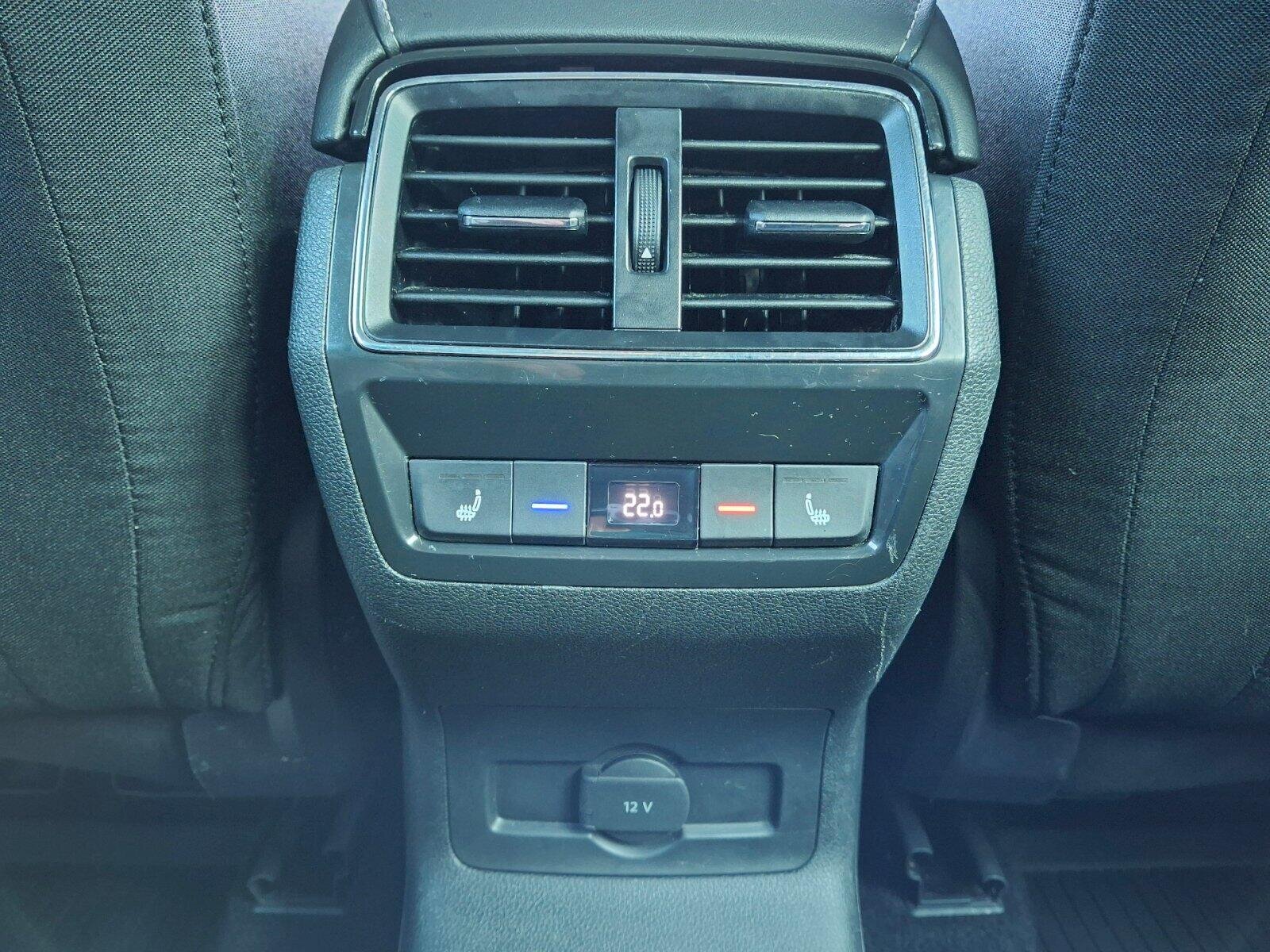 Škoda Karoq SUV / Terénní 1,5 l 110 kw