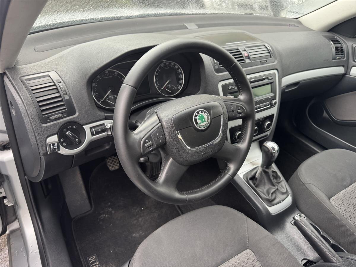 Škoda Octavia Hatchback 1,6 l 75 kw