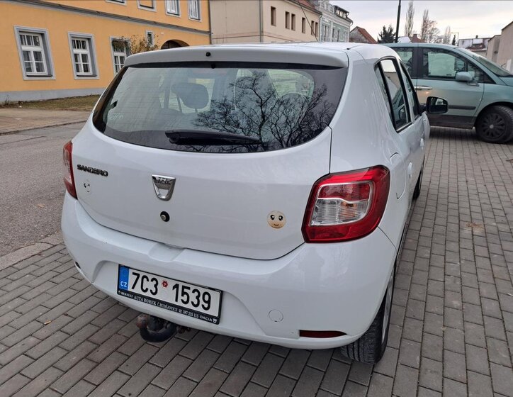Dacia Sandero Hatchback 1,1 l 54 kw