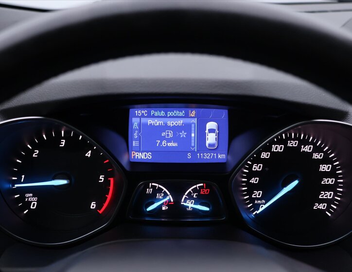 Ford Kuga SUV / Terénní 2,0 l 120 kw