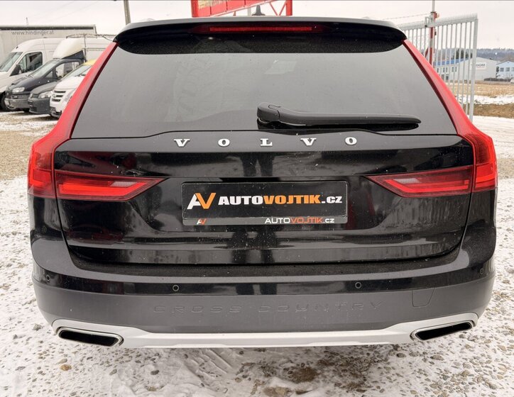 Volvo V90 Kombi 2,0 l 184 kw