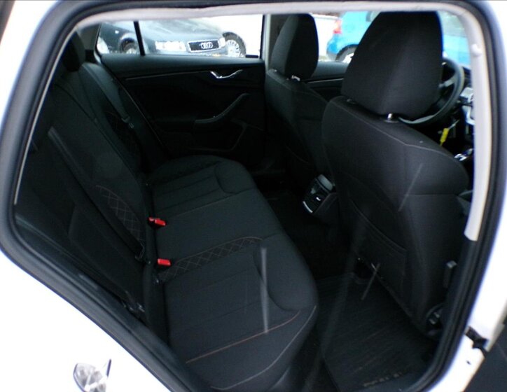 Škoda Scala Hatchback 999,0 81 kw