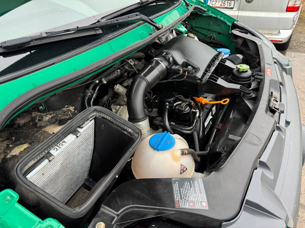 Volkswagen Crafter Valník 2,5 l 80 kw