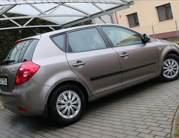 KIA Ceed Kombi 1,6 l 84 kw