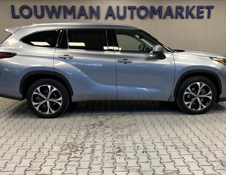 Toyota Highlander 22