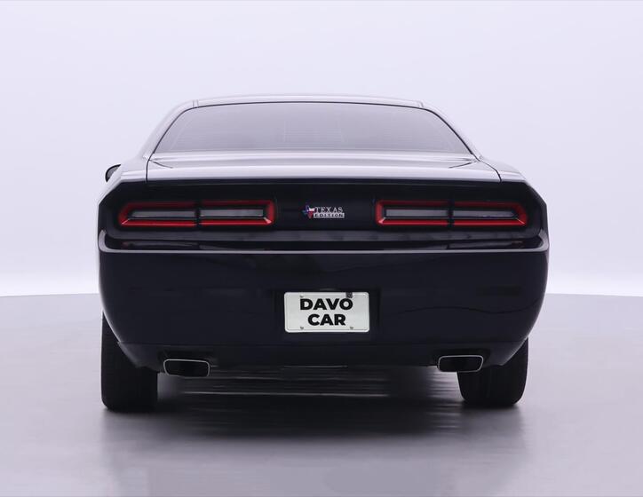 Dodge Challenger 6