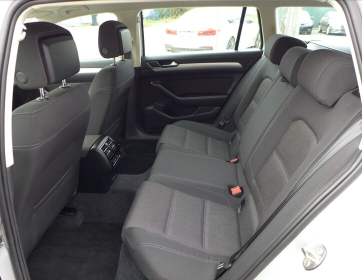 Volkswagen Passat Kombi 2,0 l 110 kw