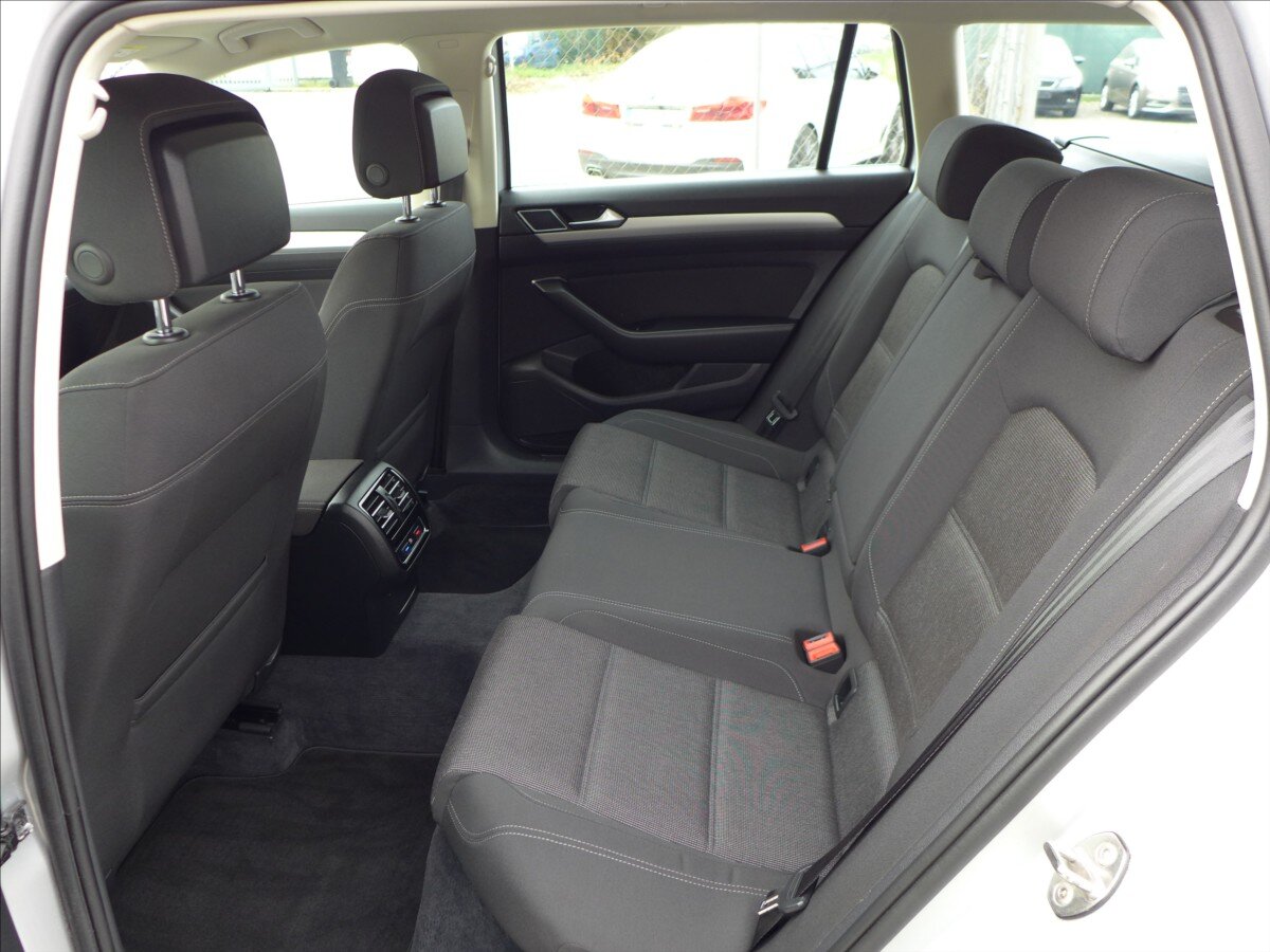 Volkswagen Passat Kombi 2,0 l 110 kw
