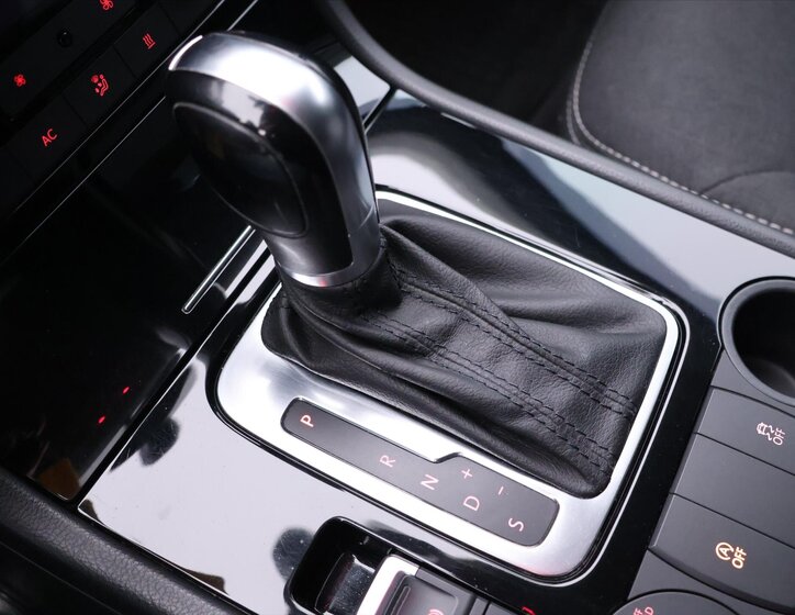 Volkswagen Touareg SUV 3,0 l 150 kw