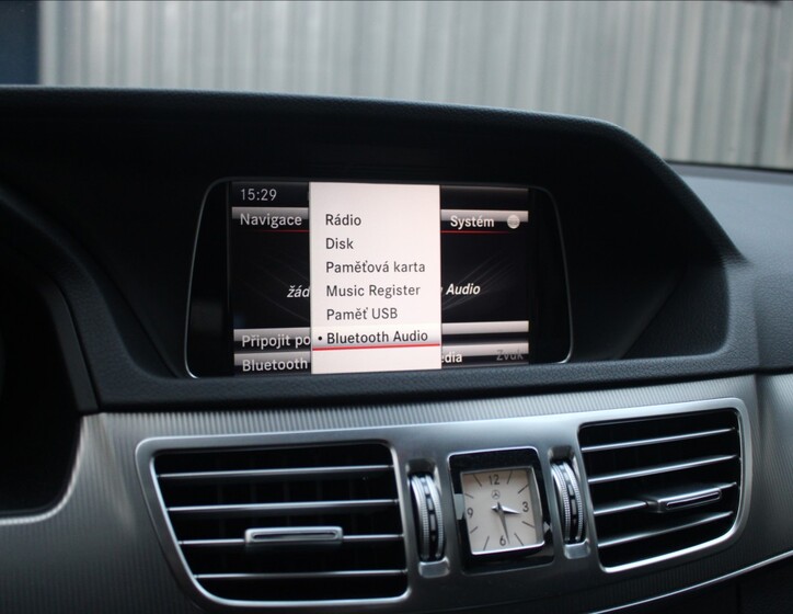 Mercedes-Benz Třídy E 24