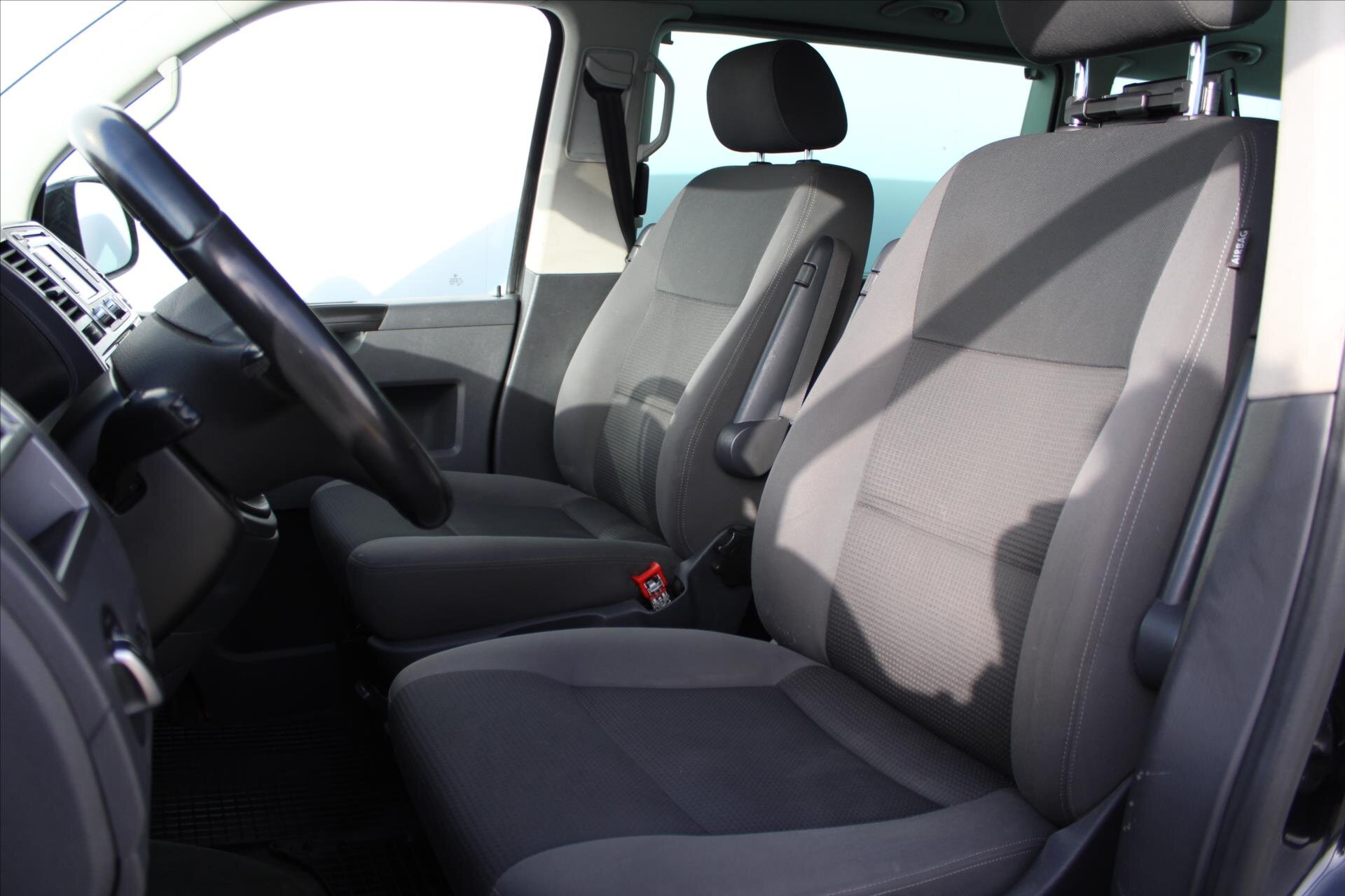 Volkswagen Multivan Kombi 2,0 l 103 kw