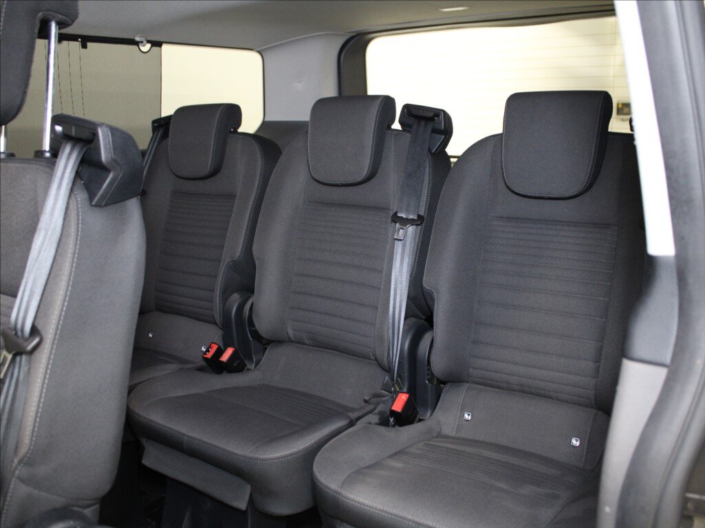 Ford Tourneo Custom MPV 2,0 l 136 kw