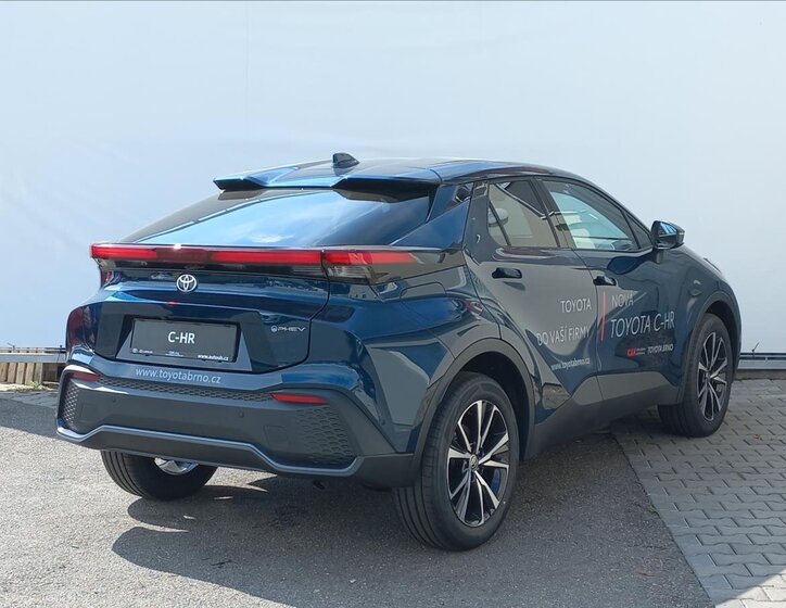 Toyota C-HR Hatchback 2,0 l 111 kw