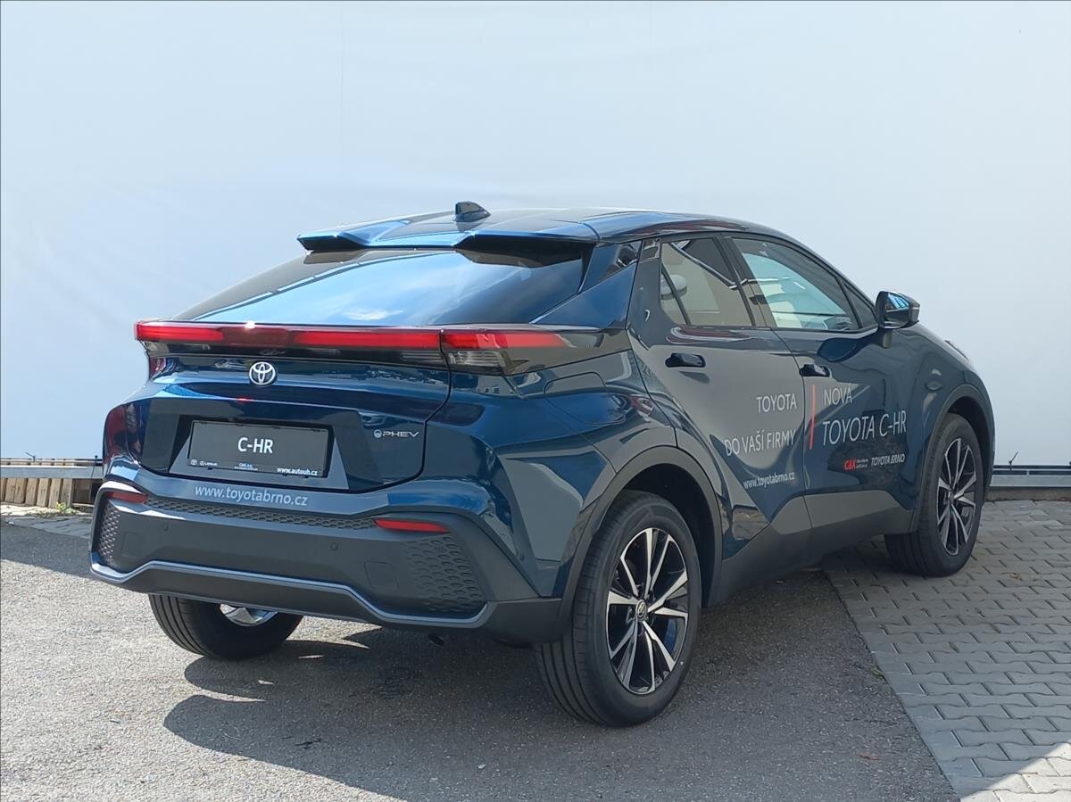 Toyota C-HR Hatchback 2,0 l 111 kw
