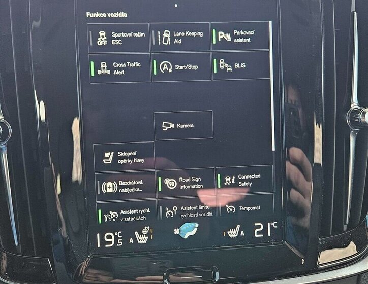 Volvo V90 Kombi 2,0 l 145 kw