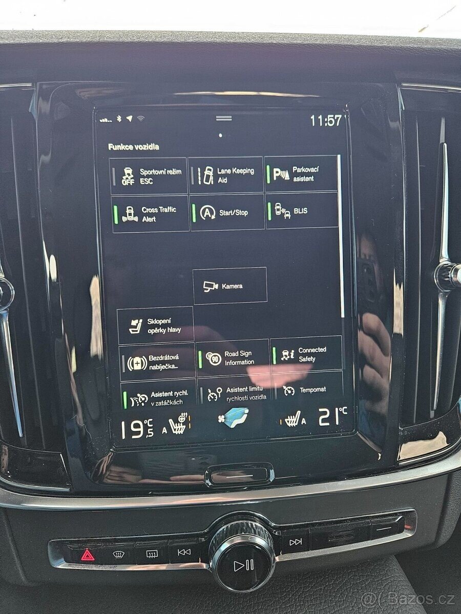 Volvo V90 Kombi 2,0 l 145 kw