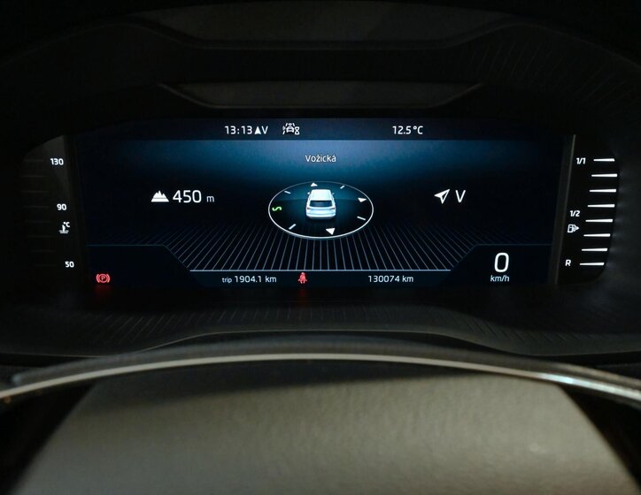 Škoda Karoq SUV 999,0 81 kw