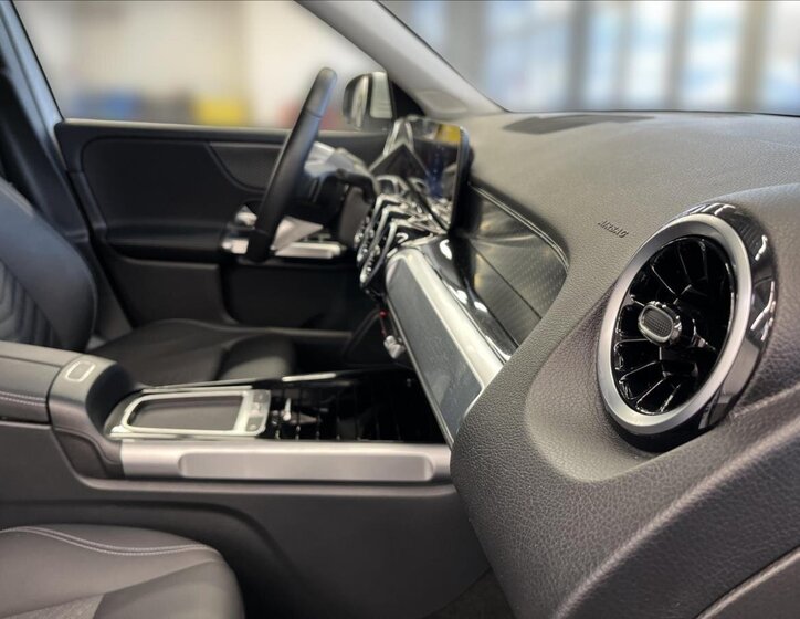 Mercedes-Benz GLB SUV 2,0 l 110 kw