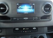 Mercedes-Benz Sprinter 14