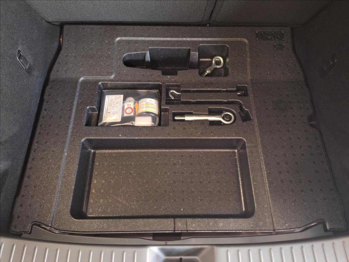 Mazda CX-30 SUV / Terénní 2,5 l 103 kw