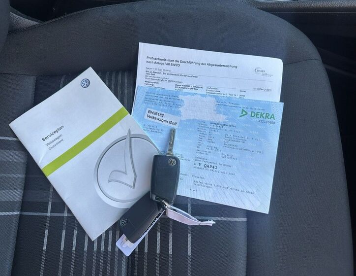 Volkswagen Golf Sportsvan 24