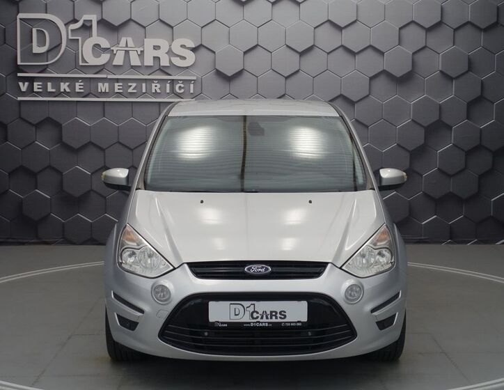Ford S-MAX 6