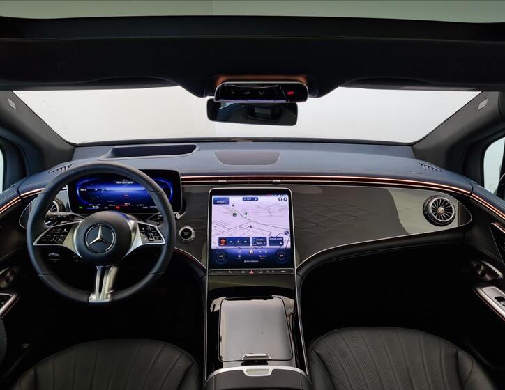 Mercedes-Benz EQE 13