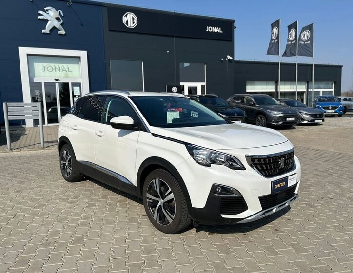 Peugeot 3008 SUV / Terénní 1,5 l 96 kw
