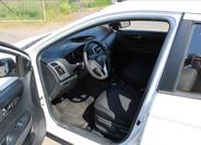 Hyundai i20 9