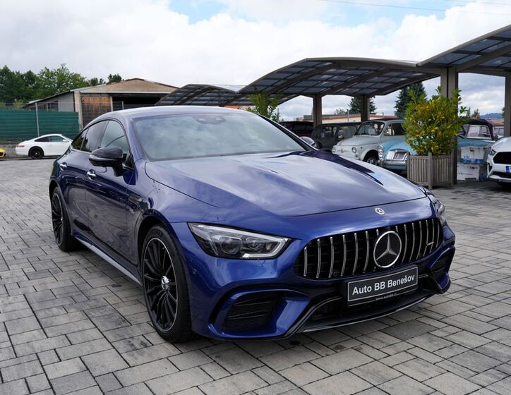 Mercedes-Benz AMG GT 8