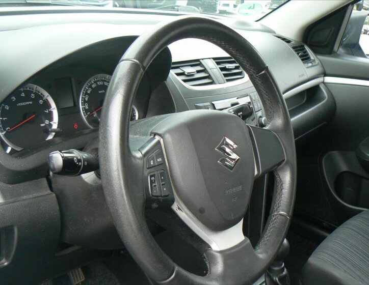 Suzuki Swift Hatchback 1,2 l 69 kw