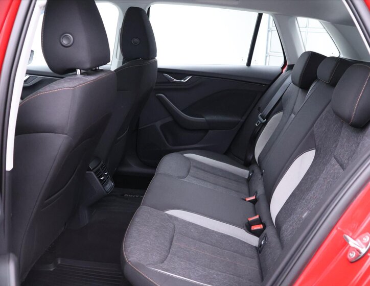 Škoda Kamiq SUV / Terénní 1,5 l 110 kw