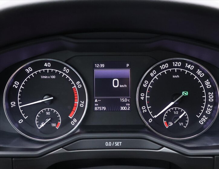 Škoda Superb Liftback 2,0 l 162 kw