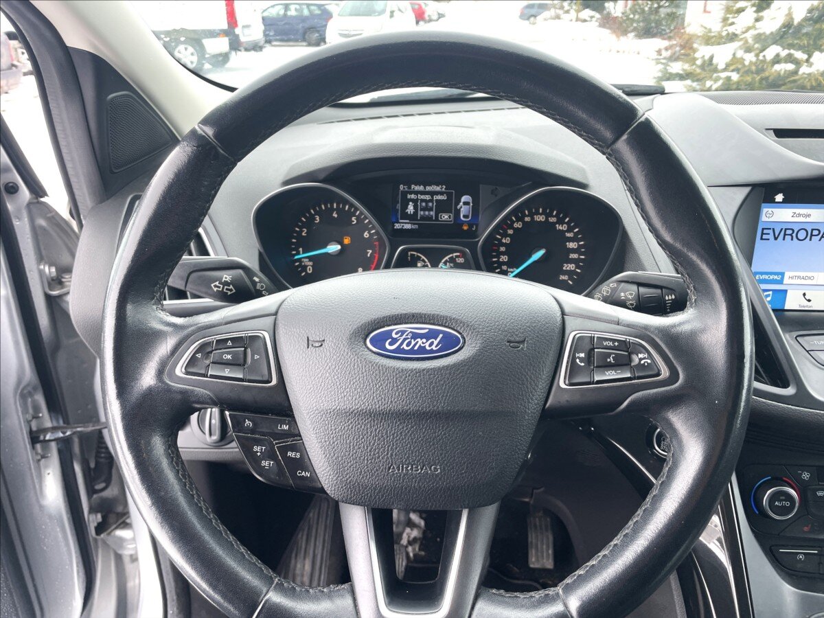 Ford Kuga SUV / Terénní 1,5 l 110 kw