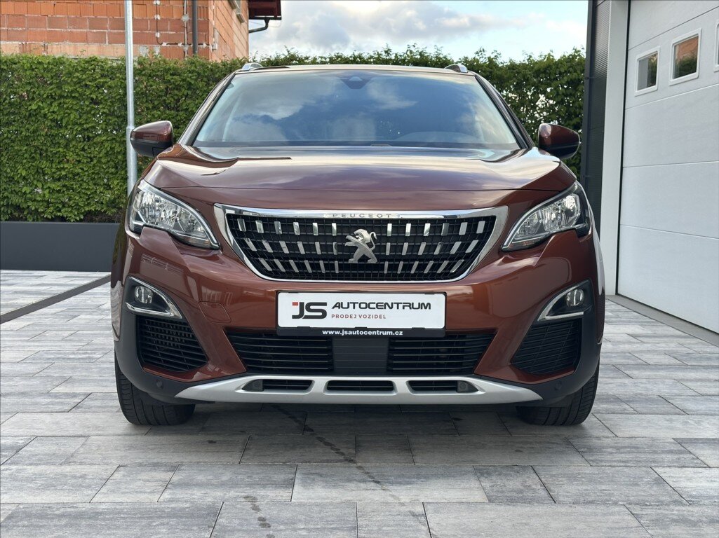 Peugeot 3008 SUV / Terénní 1,2 l 96 kw