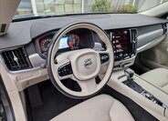 Volvo V90 Kombi 2,0 l 140 kw
