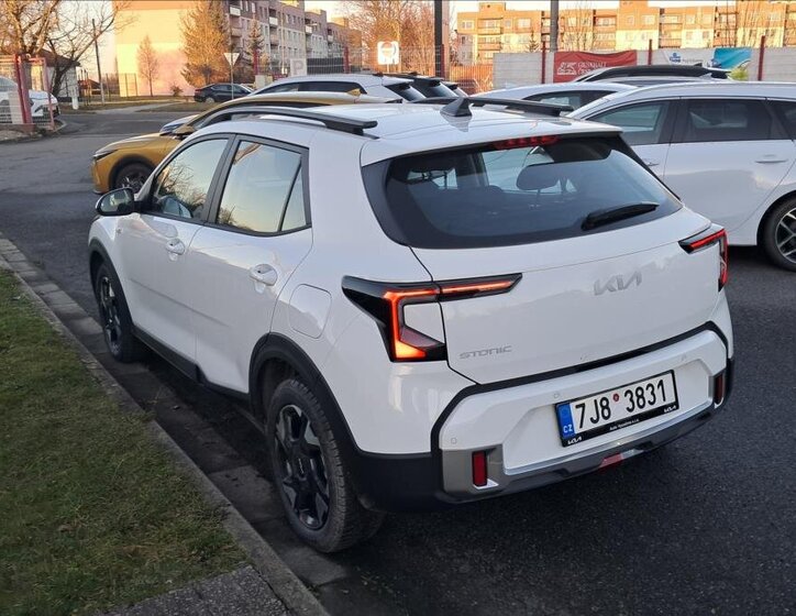 KIA Ostatní 8