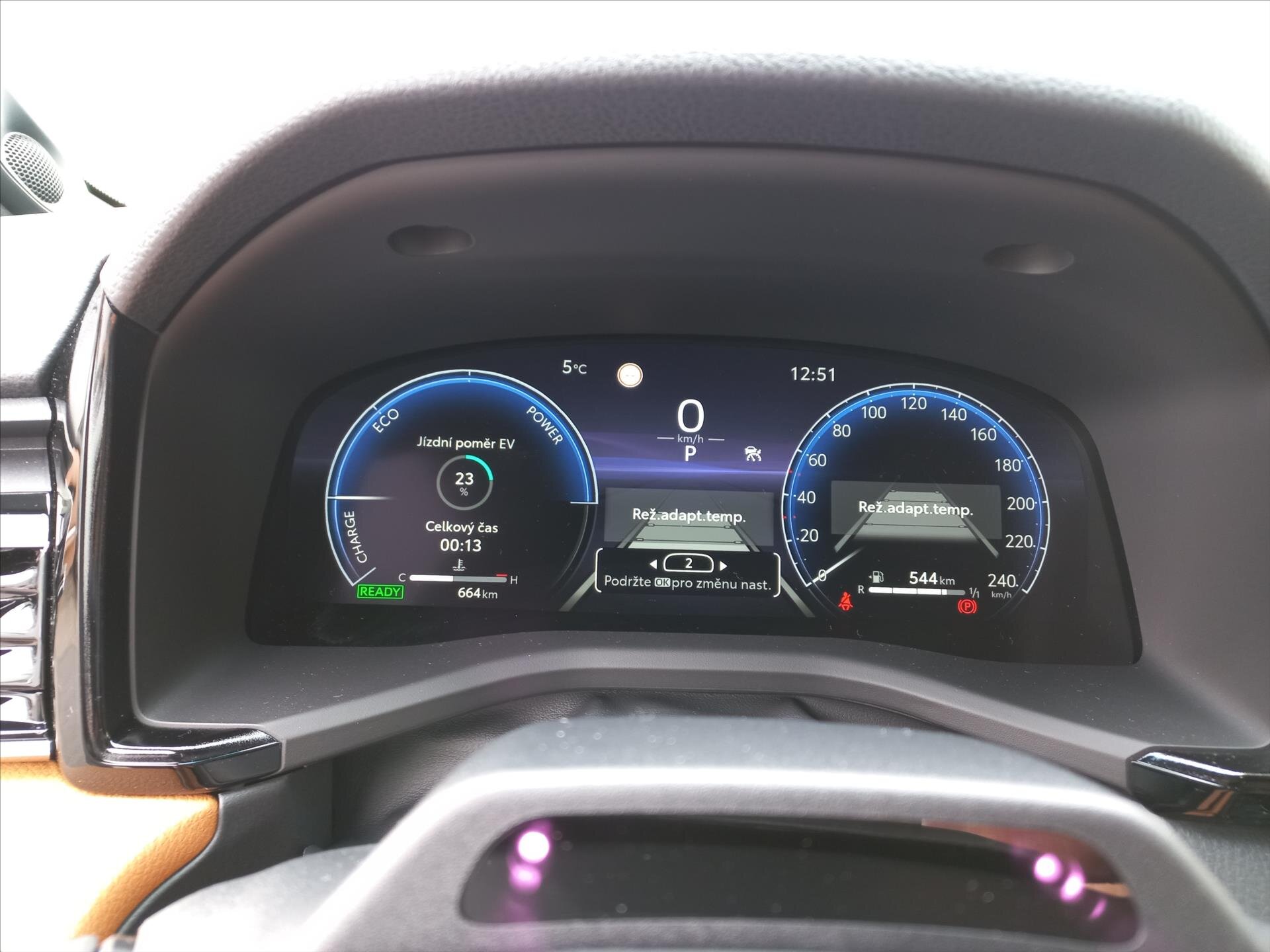 Toyota Camry Sedan 2,5 l 137 kw