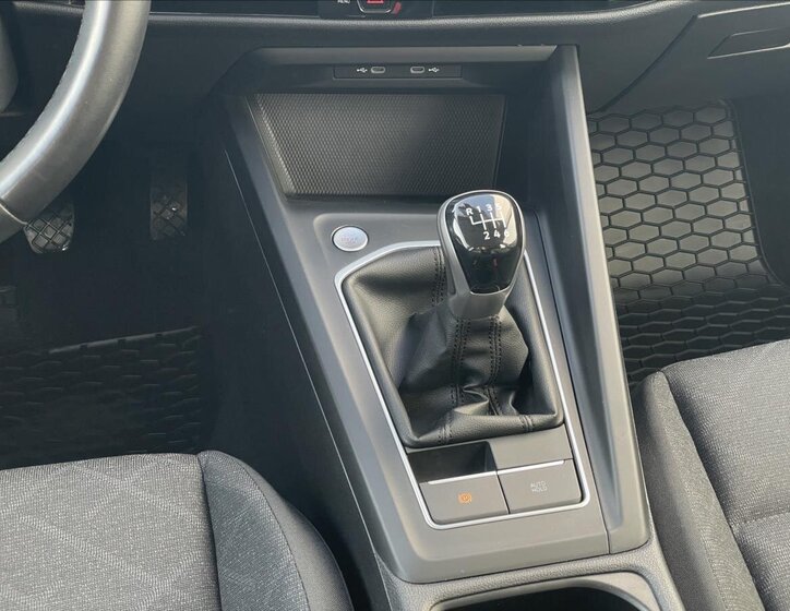 Volkswagen Golf Kombi 999,0 81 kw