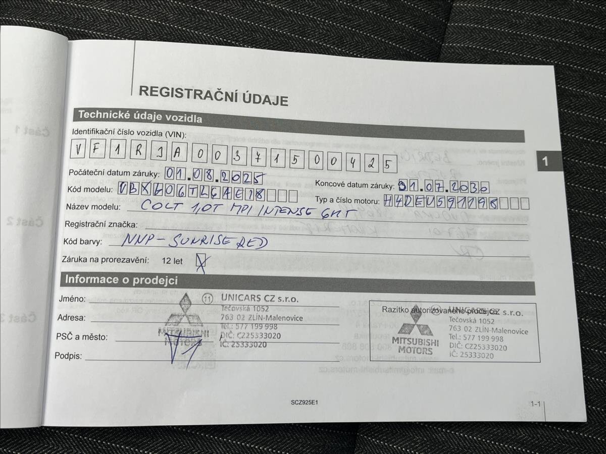 Mitsubishi Colt Hatchback 999,0 67 kw